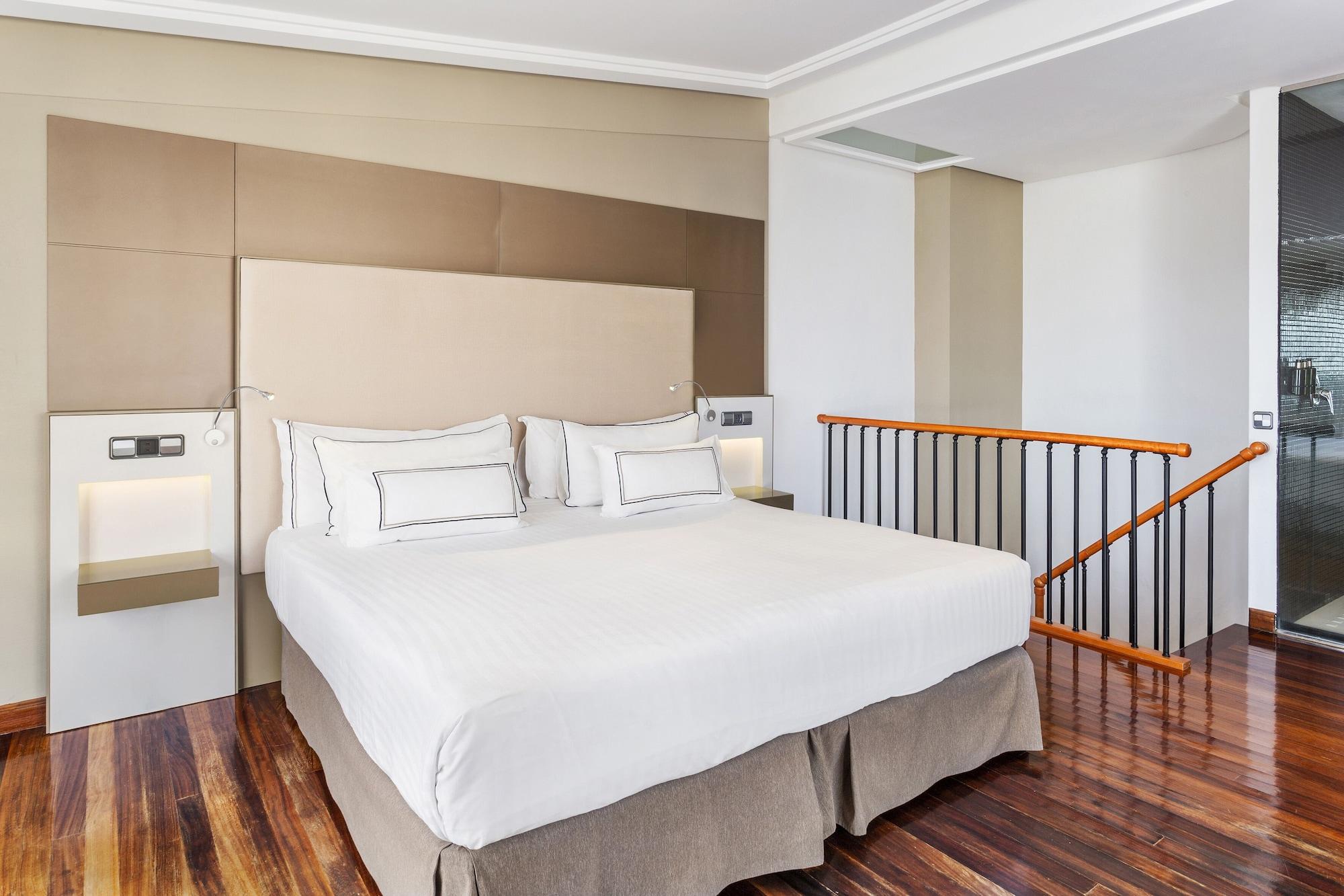 Melia Maria Pita Hotel Ла Коруня Екстериор снимка