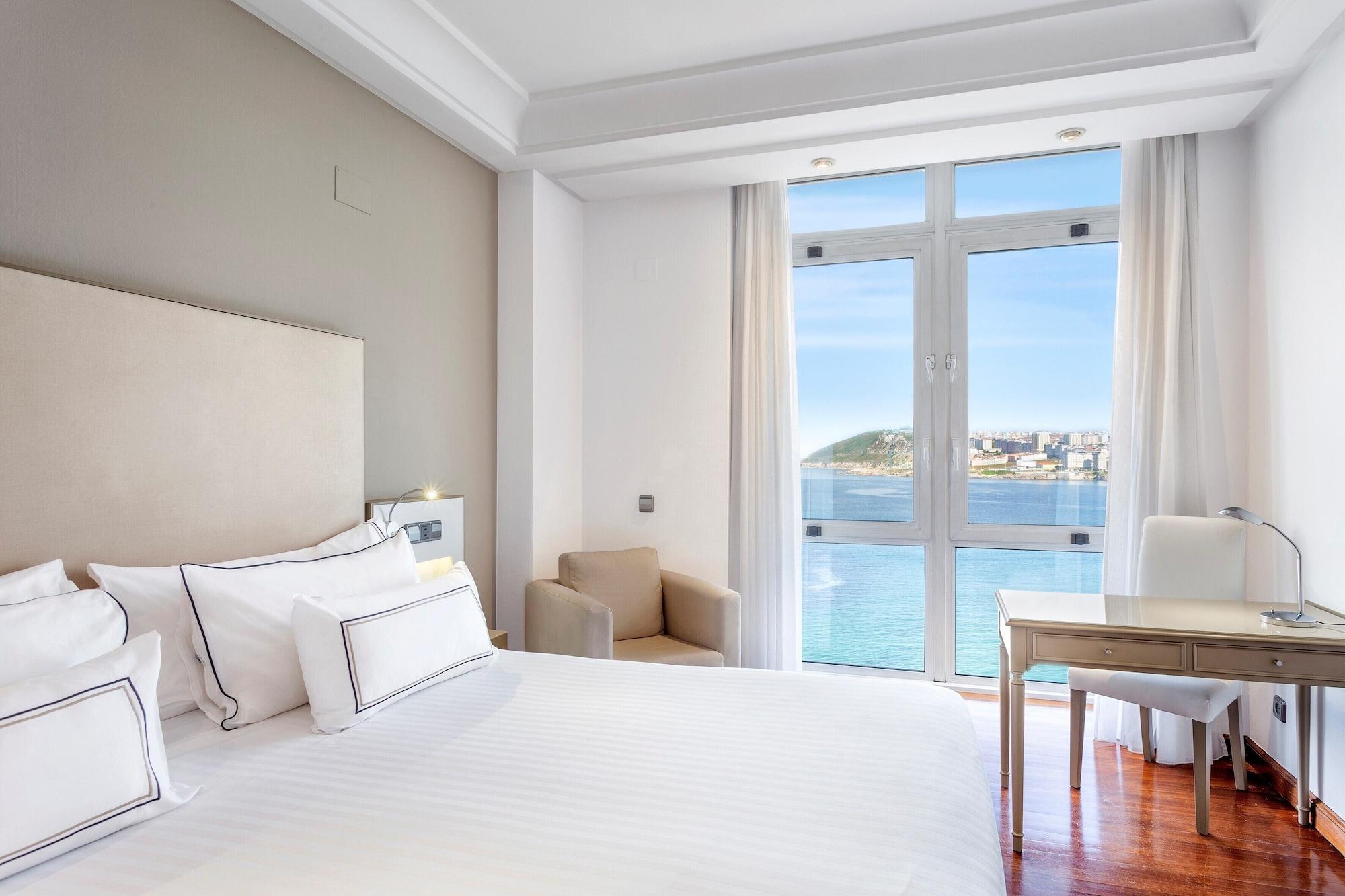 Melia Maria Pita Hotel Ла Коруня Екстериор снимка